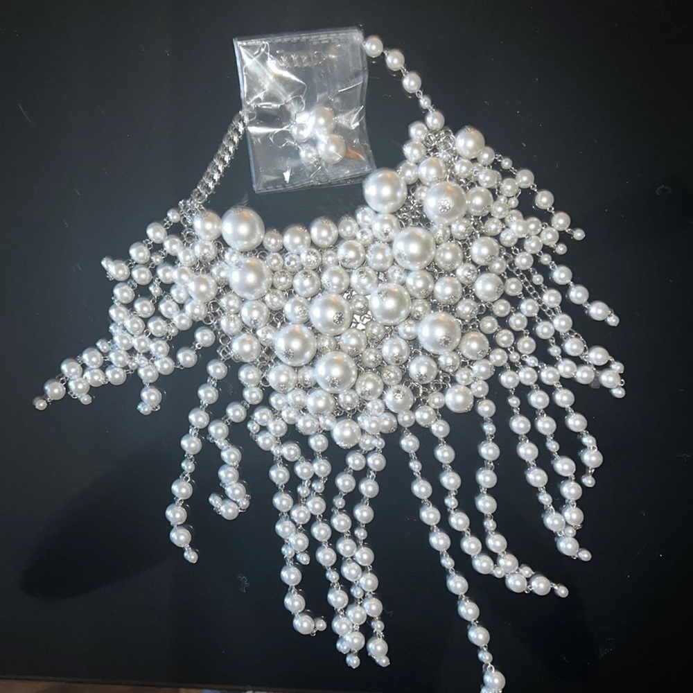 Fancy Pearl Necklace